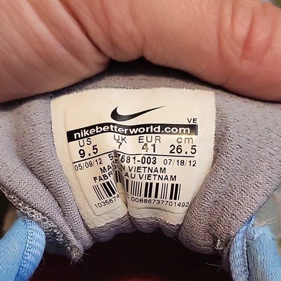 Nike Women's Athletic Shoes in Gray and Blue - Picture 2 of 8